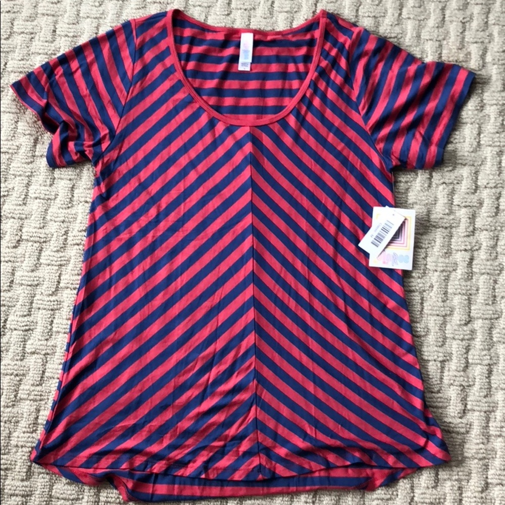 LulaRoe classic T